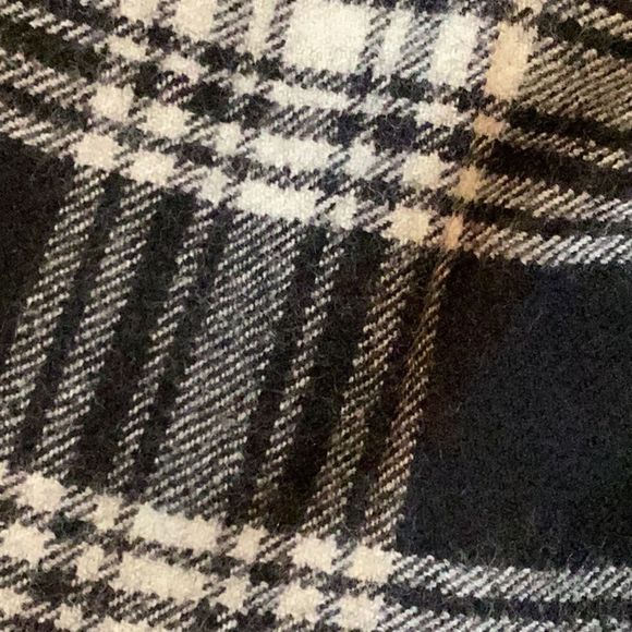 L.L. Bean black and cream plaid 100% Wool flare signature trousers size 10 - Picture 12 of 12